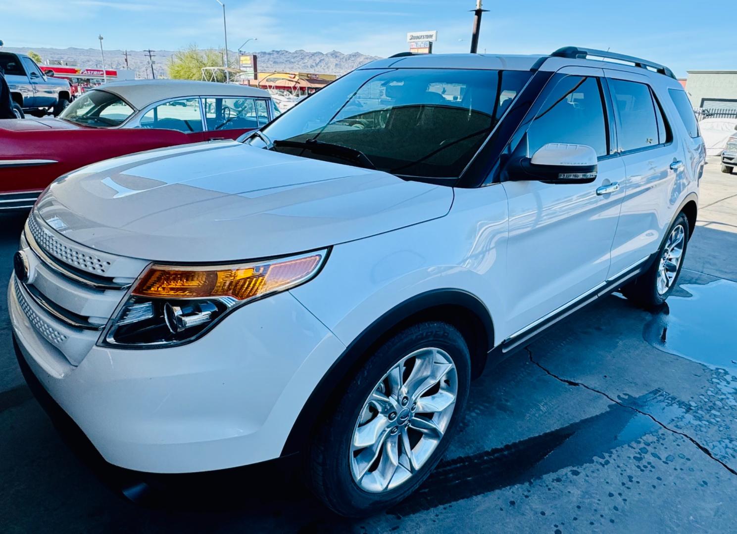 2011 White Ford Explorer (1FMHK7F80BG) , located at 2190 Hwy 95, Bullhead City, AZ, 86442, (928) 704-0060, 0.000000, 0.000000 - 2011 Ford Explorer Limited. Only 53k miles.. 3rd row . leather loaded . - Photo#7